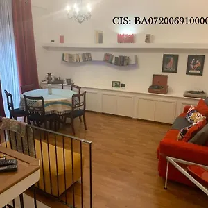 Appartement Corte Middorusso, Bari